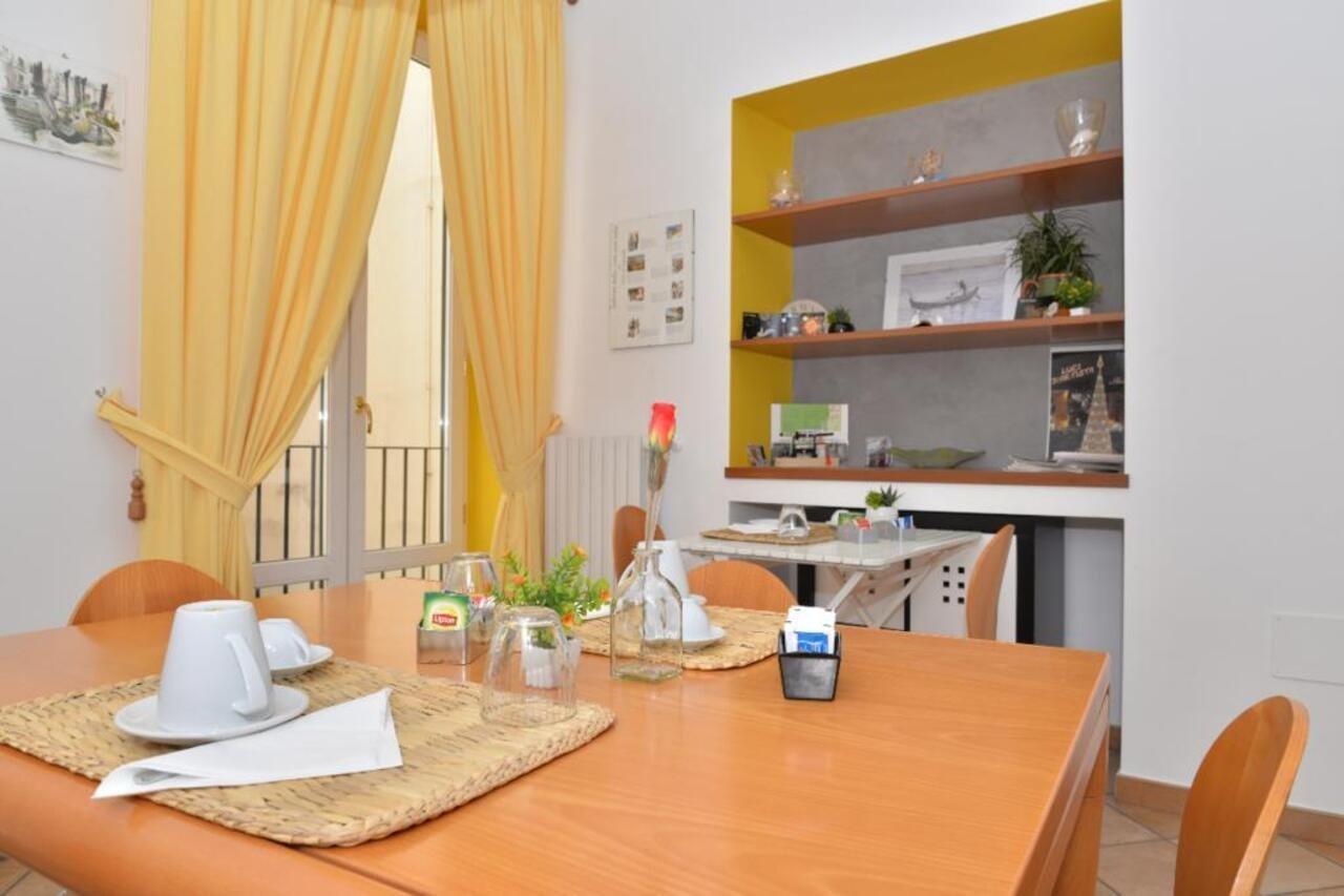 Casa Lungomare Bed & Breakfast Salerno Bagian luar foto