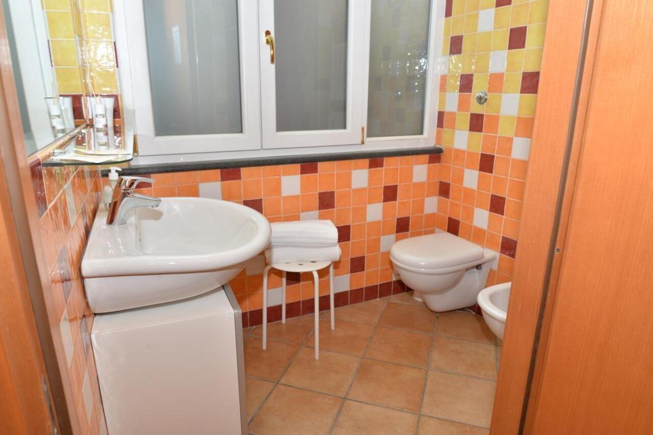 Casa Lungomare Bed & Breakfast Salerno Bagian luar foto