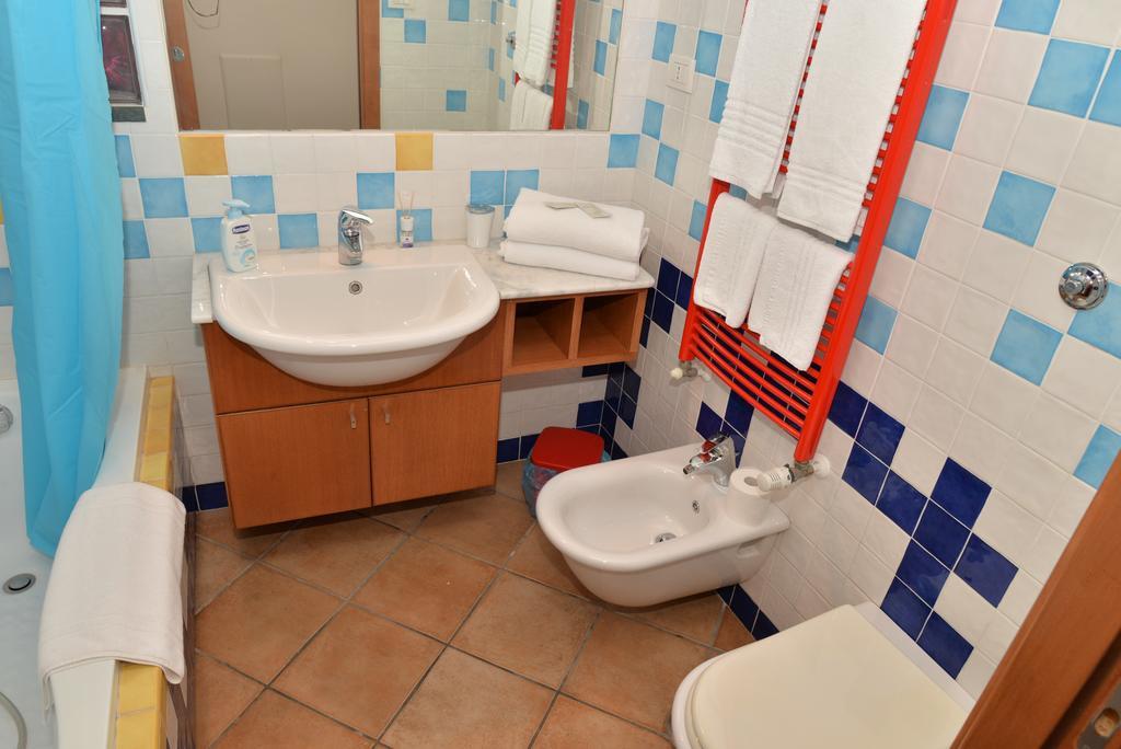 Casa Lungomare Bed & Breakfast Salerno Bagian luar foto